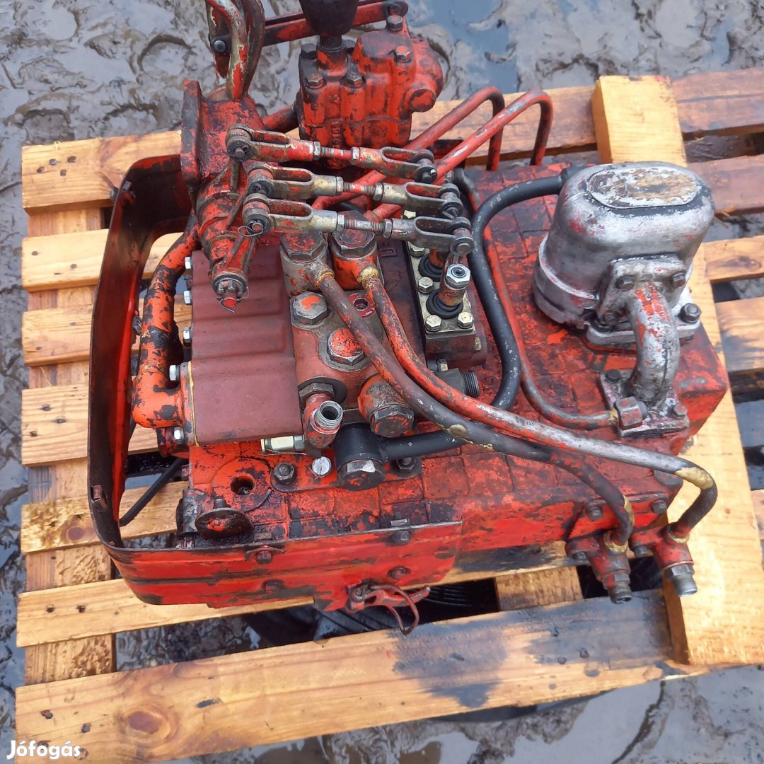 mtz, bontott hidraulika alkatrészek eladók.