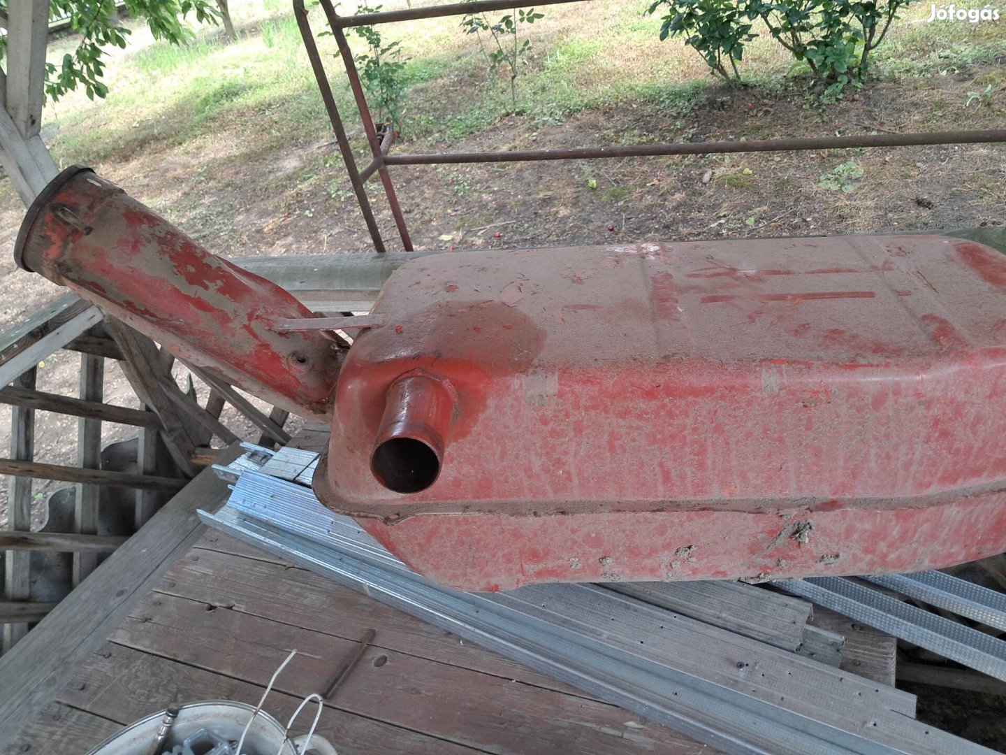 mtz tank eladó.
