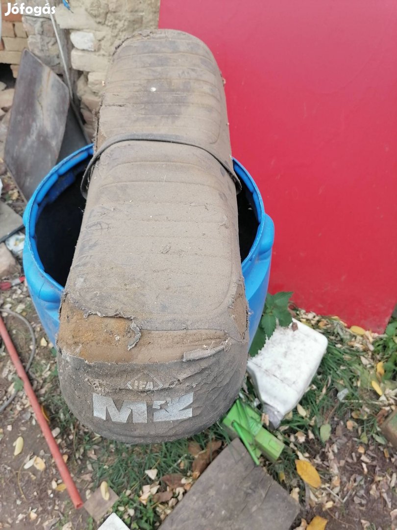 mz alkatrészek elado