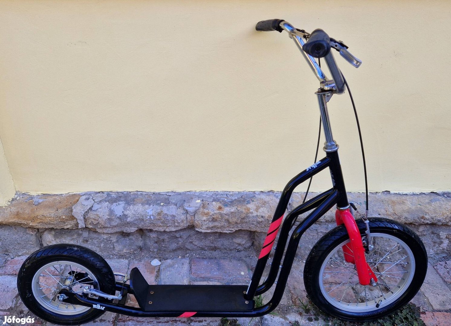 nagy méretű roller, Tektro v fékekkel