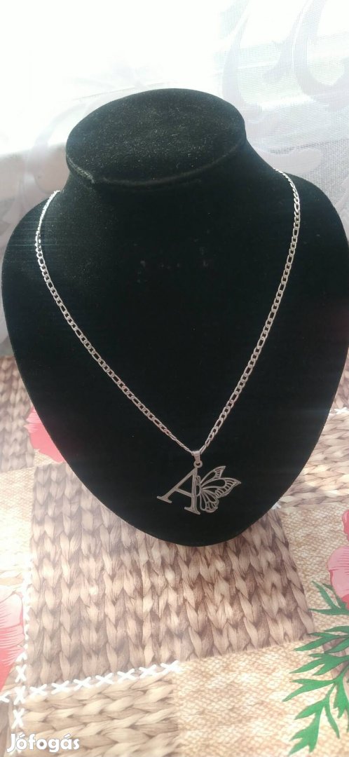 nemesacél A betűs pillangó medálos nyaklánc
