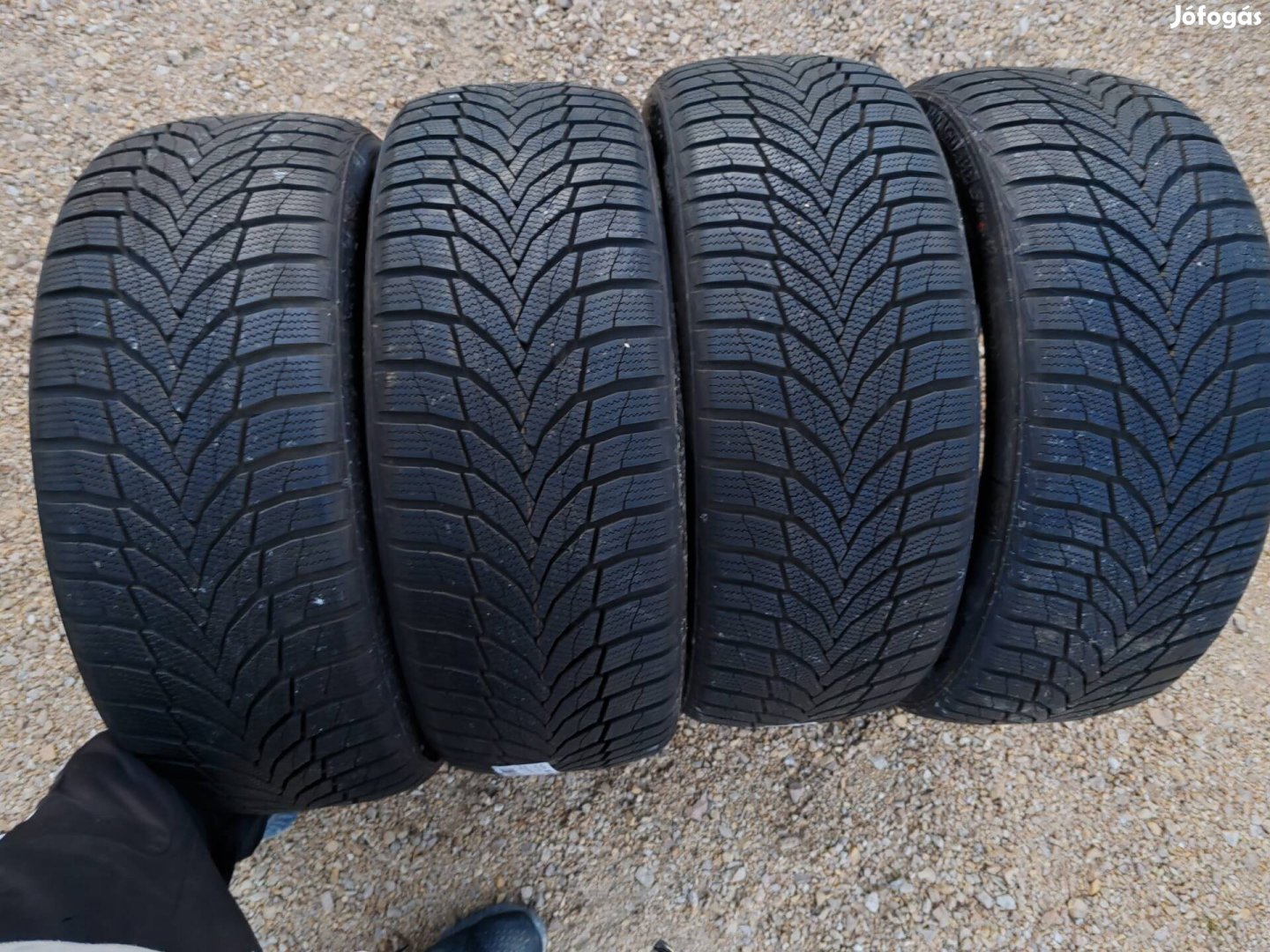 nexen 225/45 19 dot23 teli gumi, ujszerű 