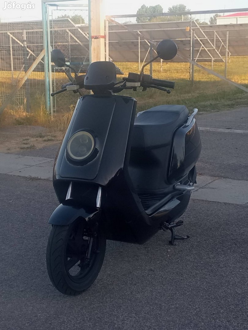 niu n1sc1 elektromos robogó