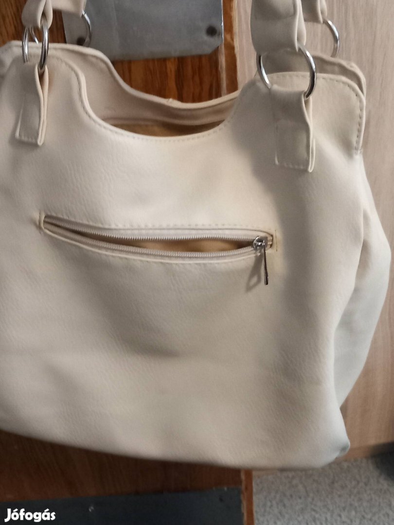 női bőr kézitáska