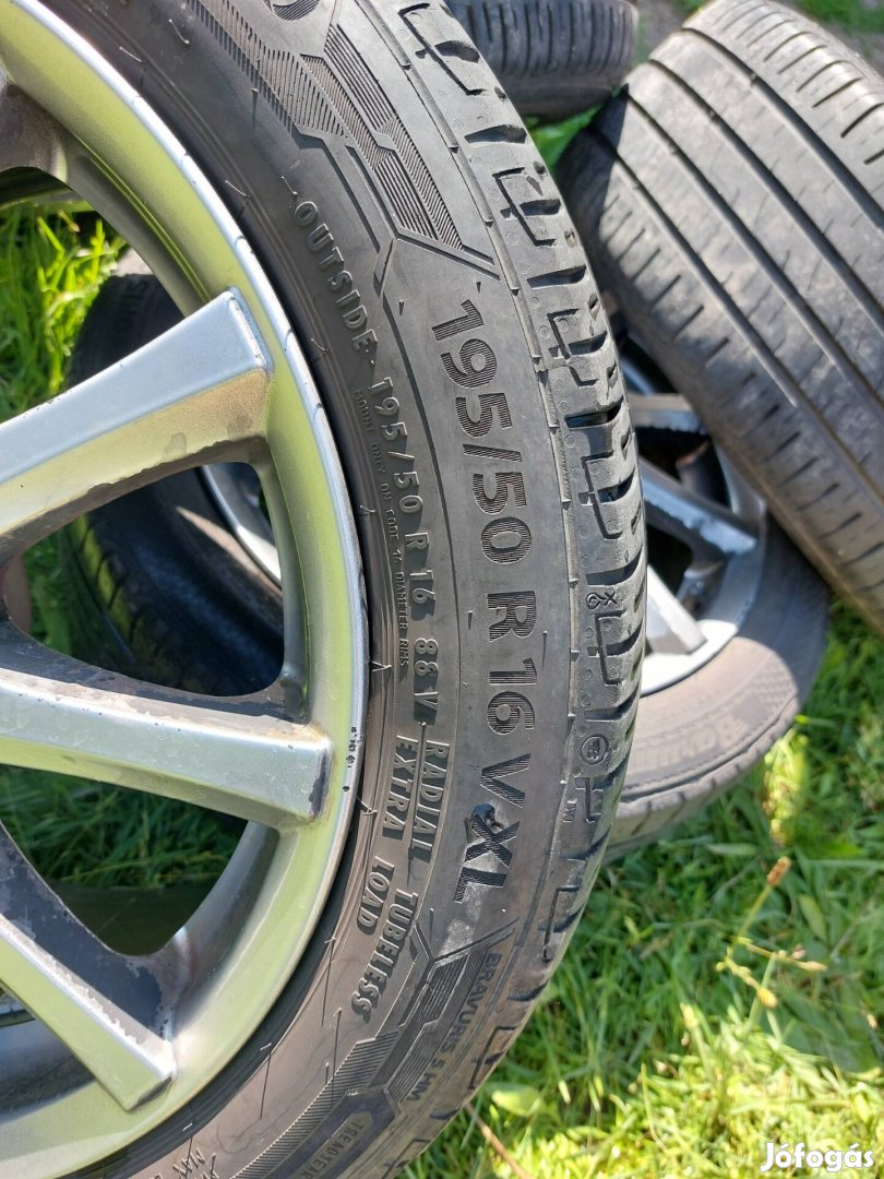 nyári gumi felnivel együtt