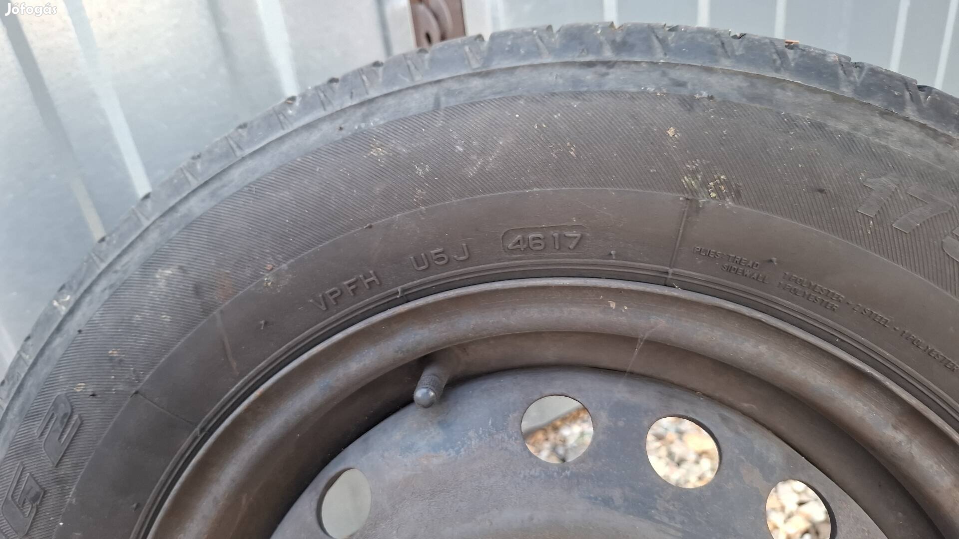 nyári gumiabroncs ,felnivel