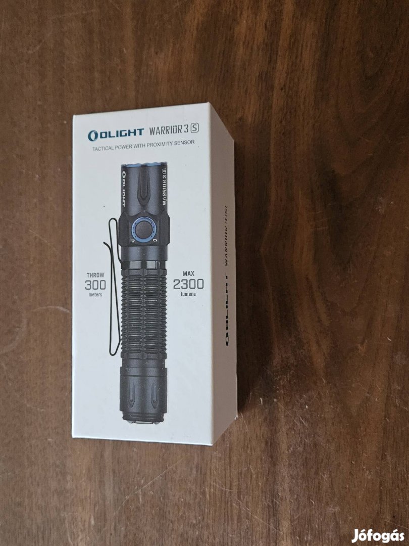olight warrior 3 tölthető zseblámpa