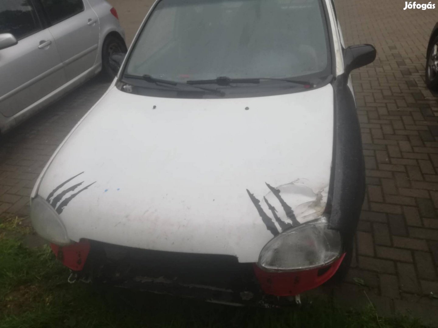 opel Corsa b1.4 alkatrésznek elado