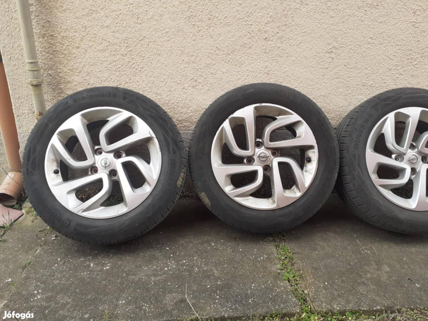 opel alufelni 4x108 195 60/r16 jó nyári gumival 
