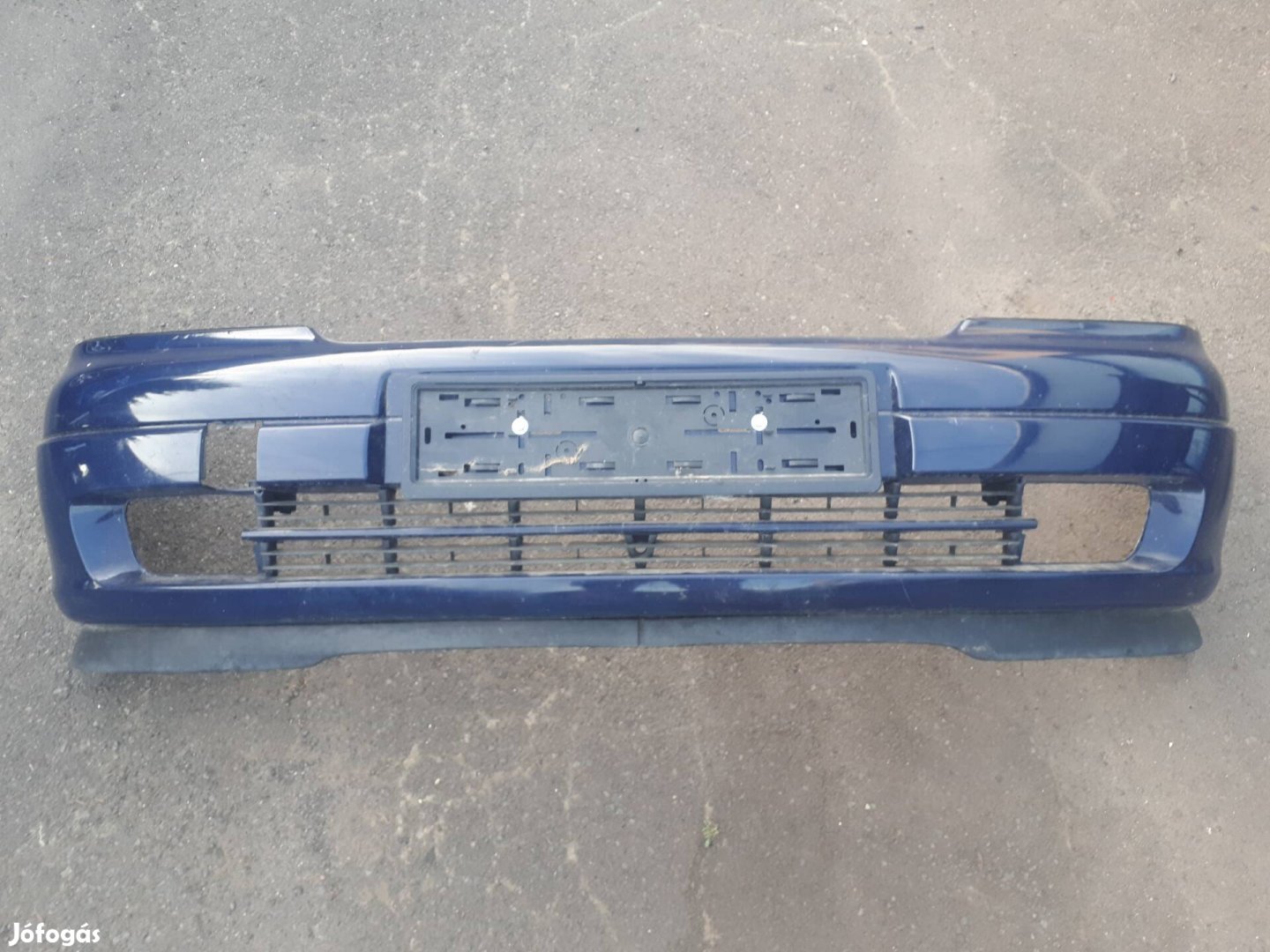 opel astra   G,   sötétkék  első lökhárító  