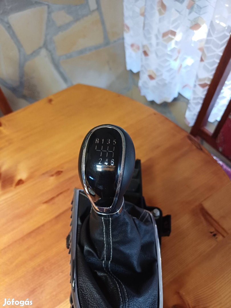 opel astra j  váltókulisza. 