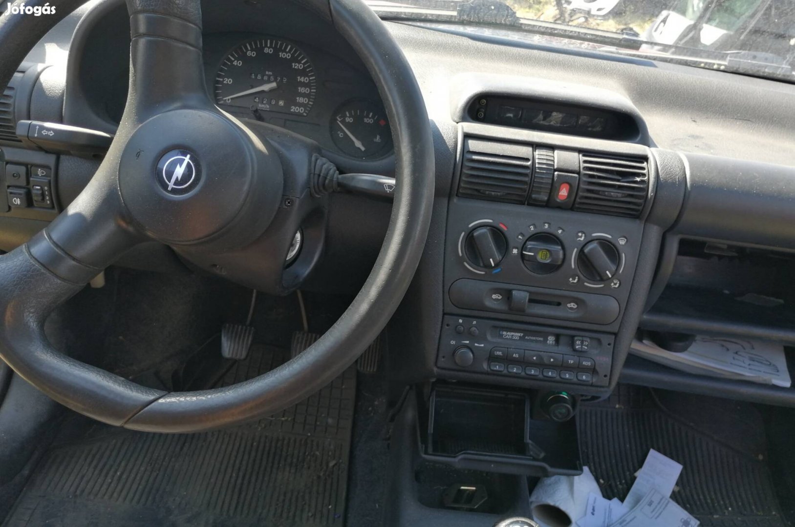 opel corsa 1. 0