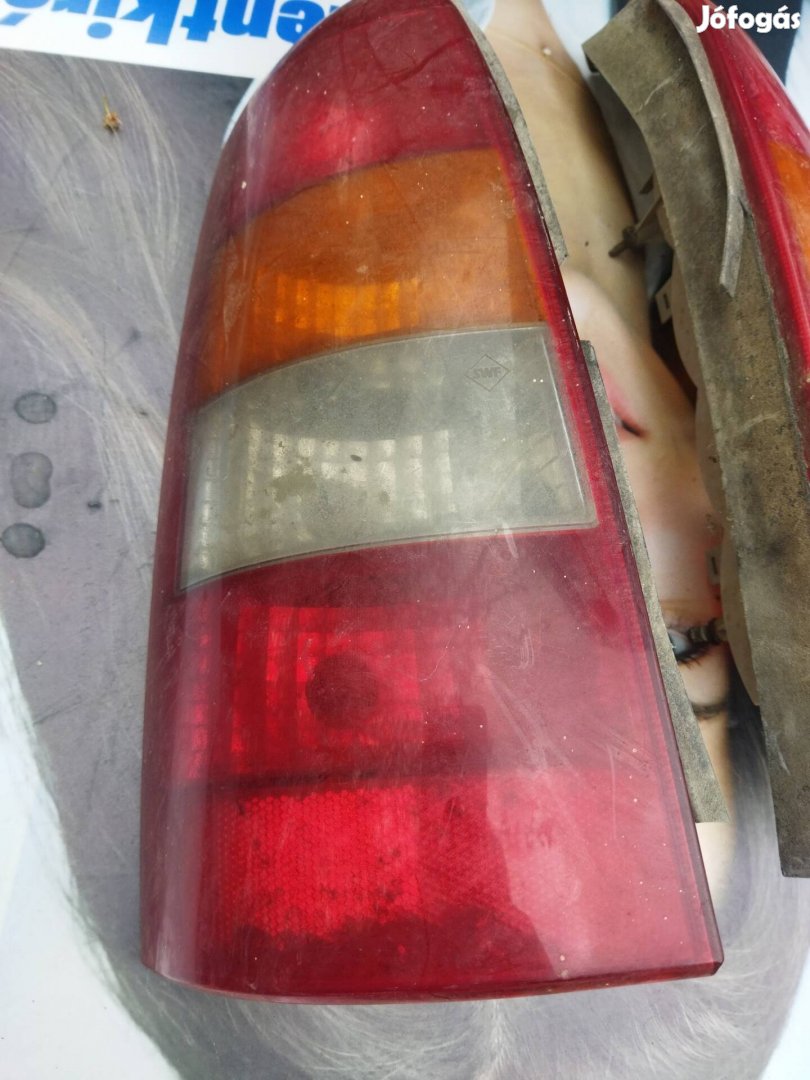 opel g Astra kombi lámpa piros 