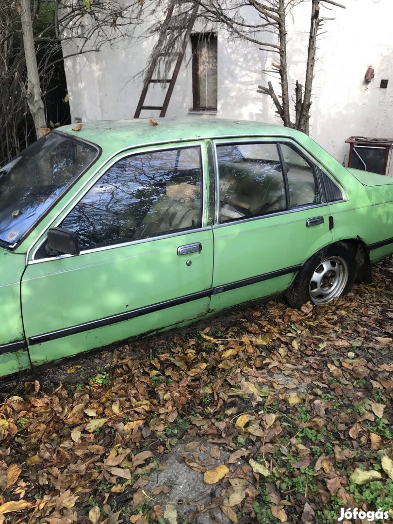 opel rekord 2,0 egyben