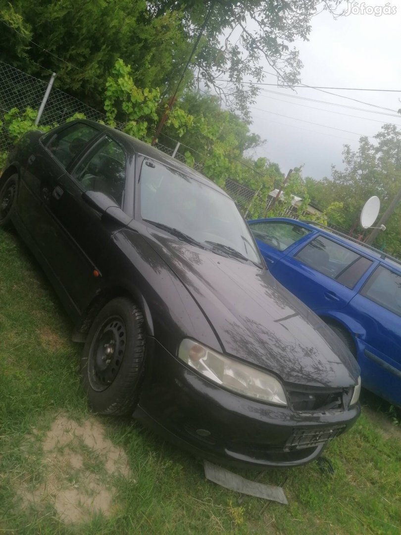 opel vectra 2.0dth bontás