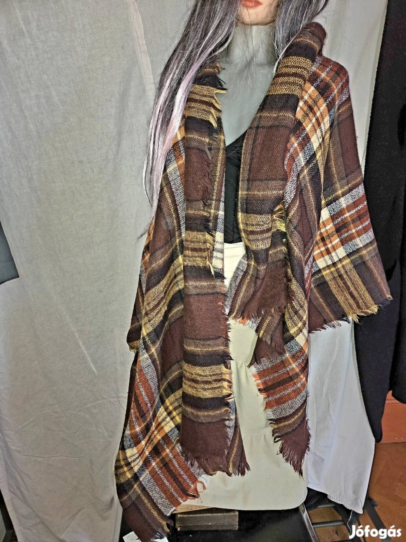 oriasi stola nagy barna kockas