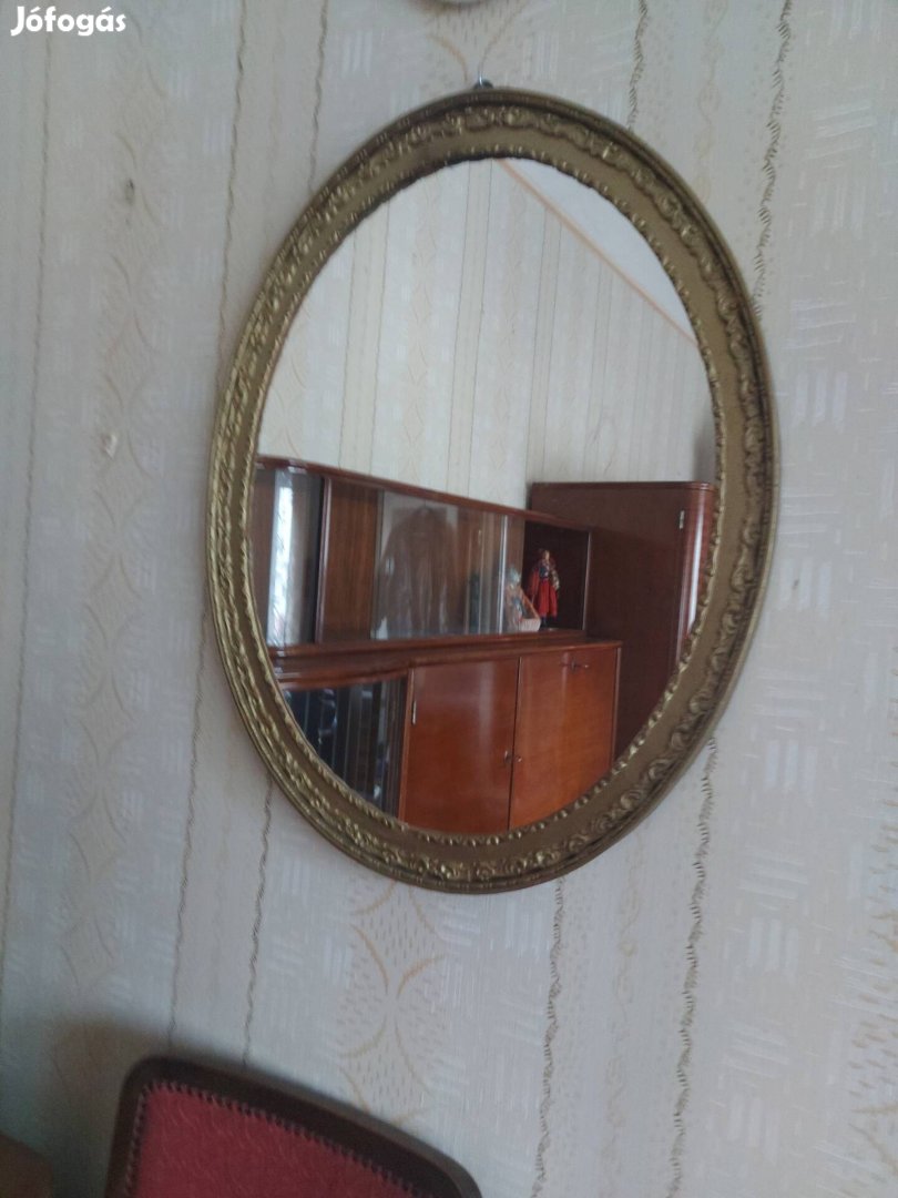 ovális tükör