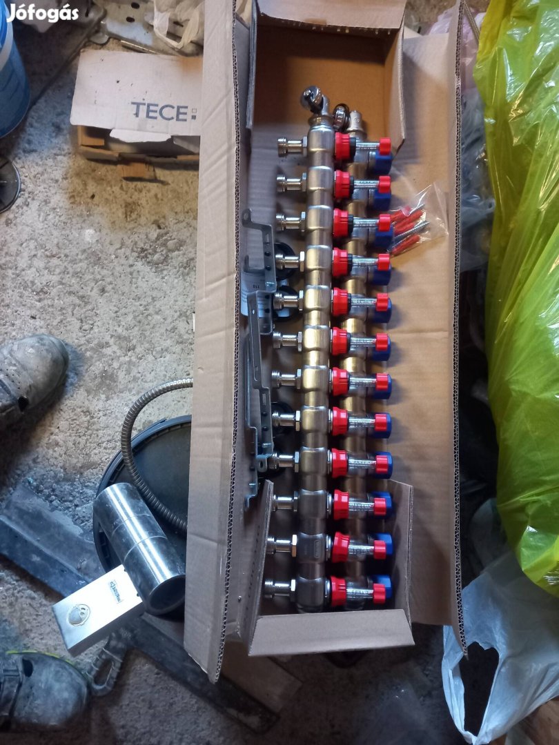 padlófűtés osztó 12 körös