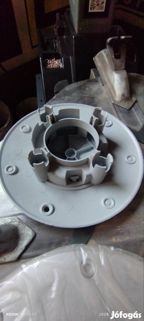 peugeot 4 csavaros kisteherauto kupak