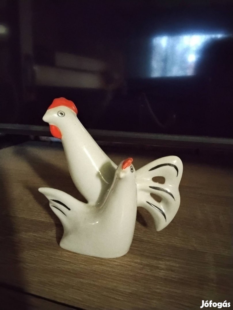 porcelán tyúk kakas