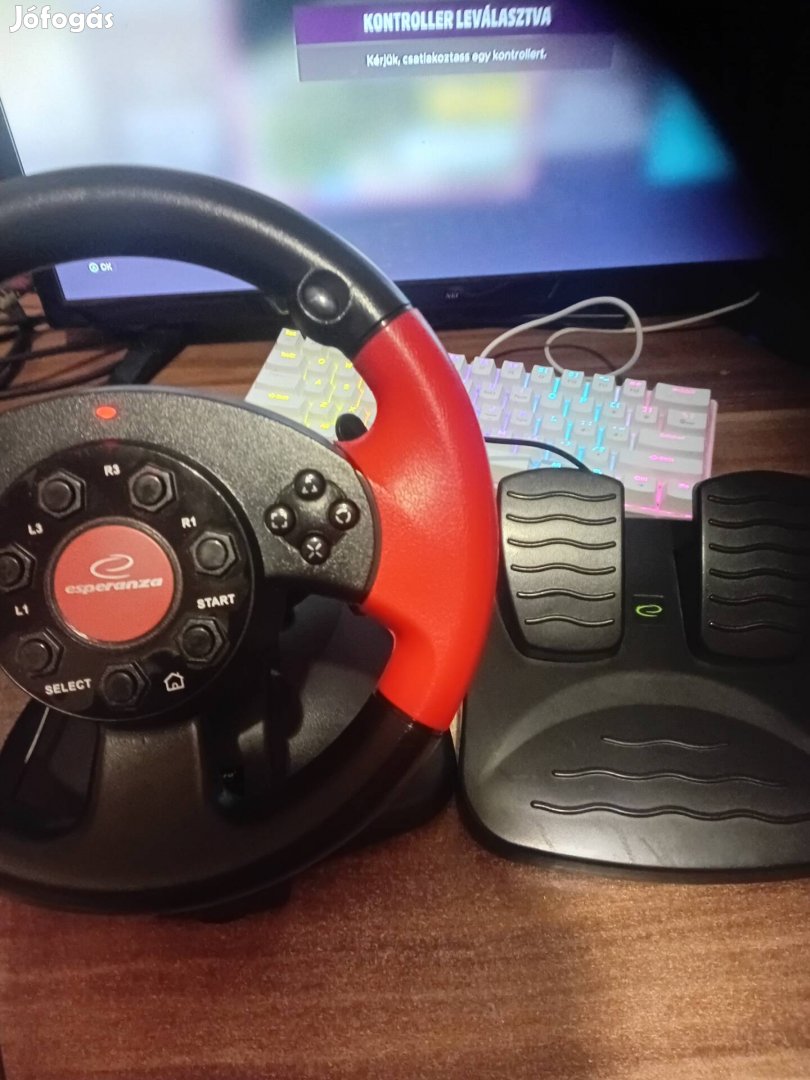 ps4 kormany pedal jo alapodban van