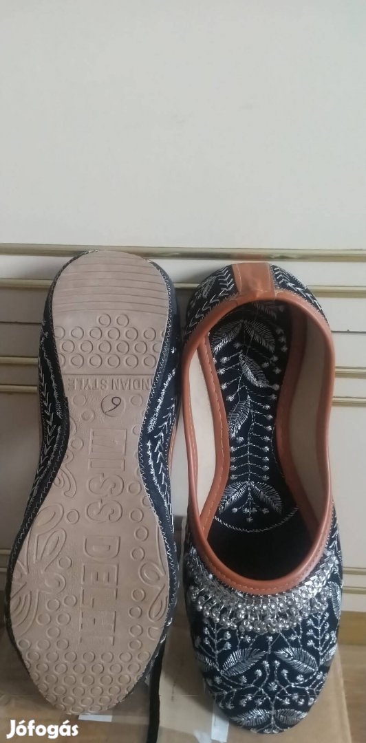 punjabi jutti fekete virág mintás hímzett női indiai