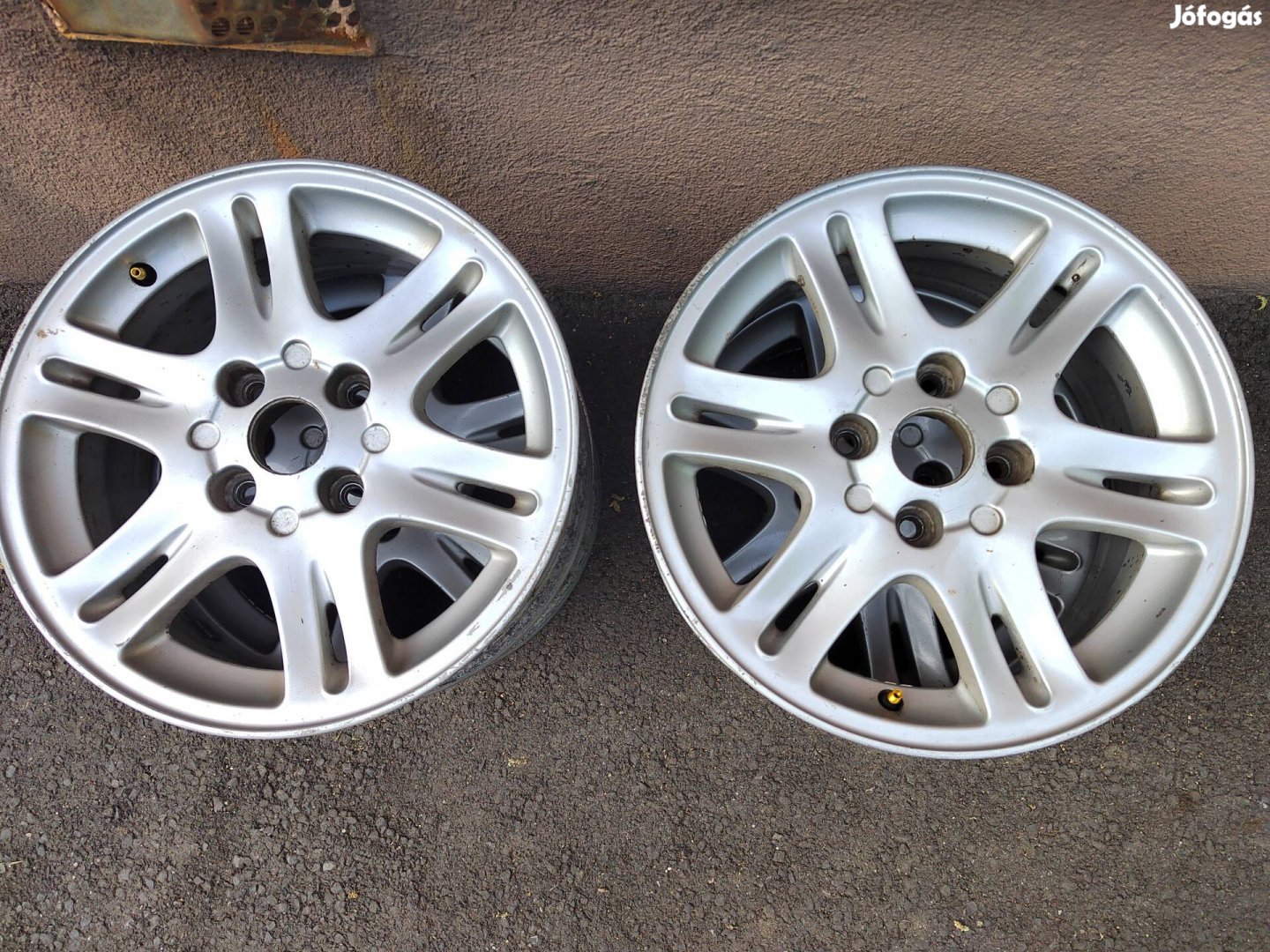 r16-os felni 4x108
