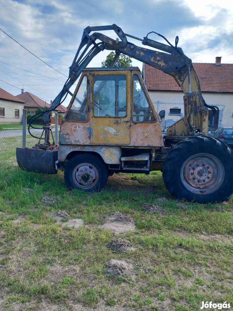 rakodó eladás