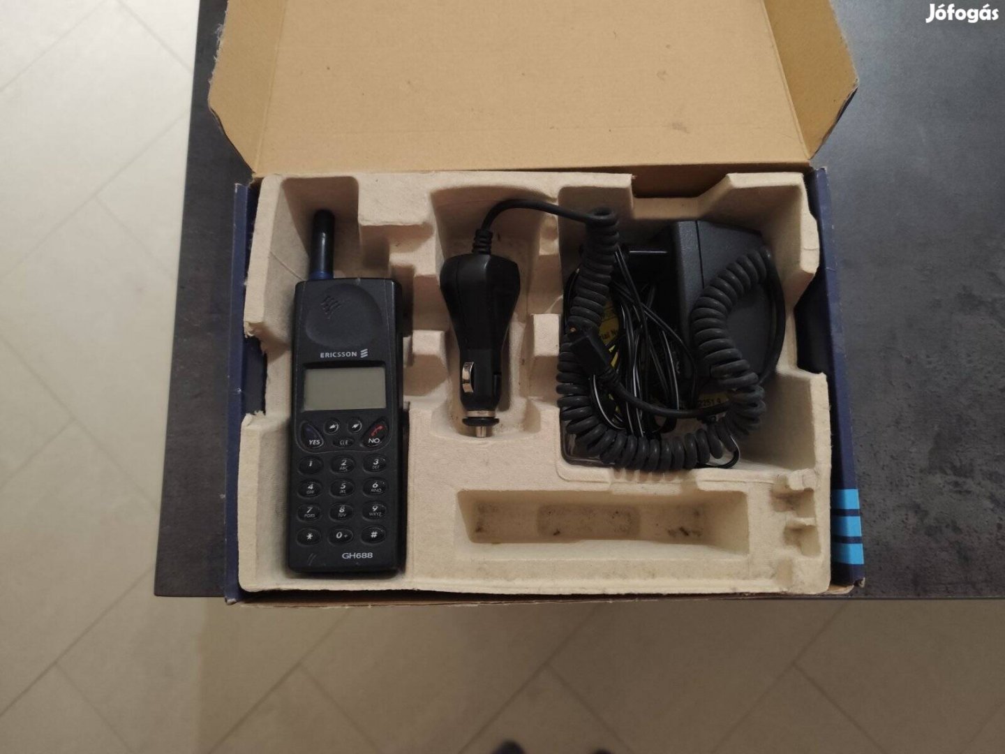 régi Sony Ericsson telefon. 