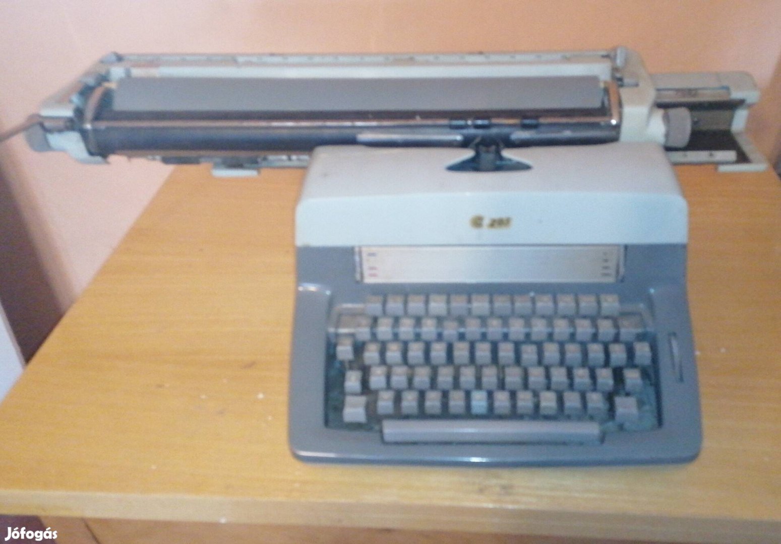 régi írógép    