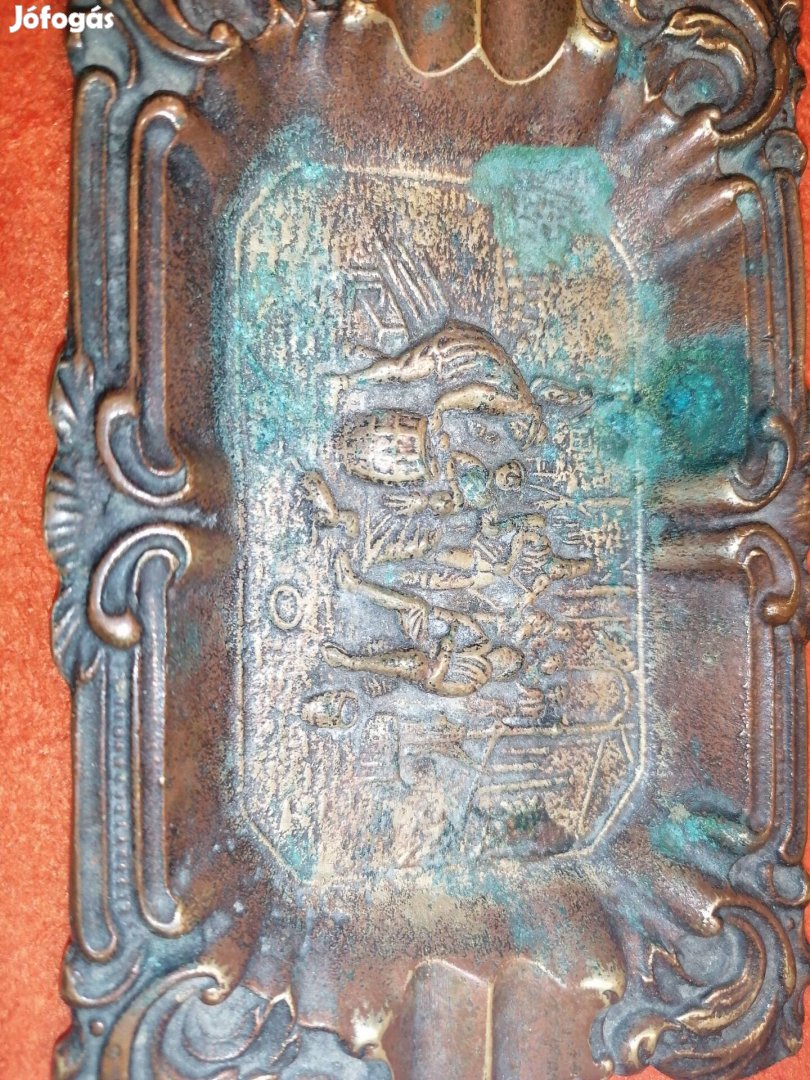 régi kocsma jelenetes bronz hamutál