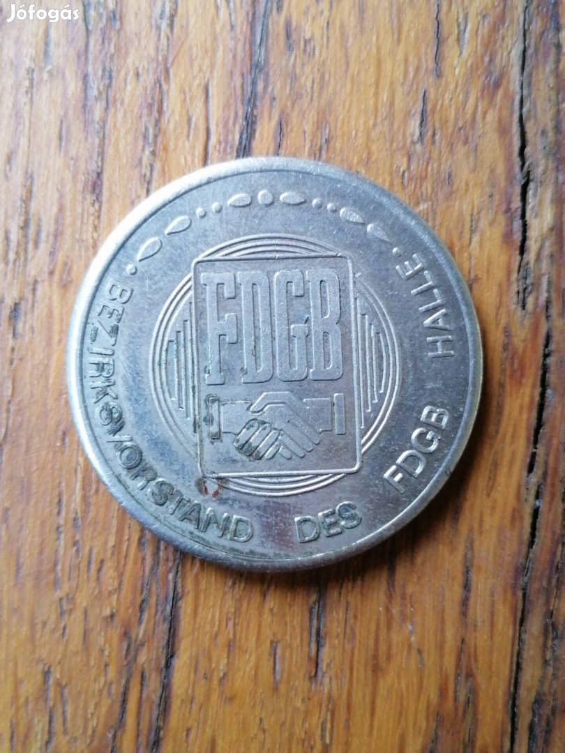 retro Fdgp érme