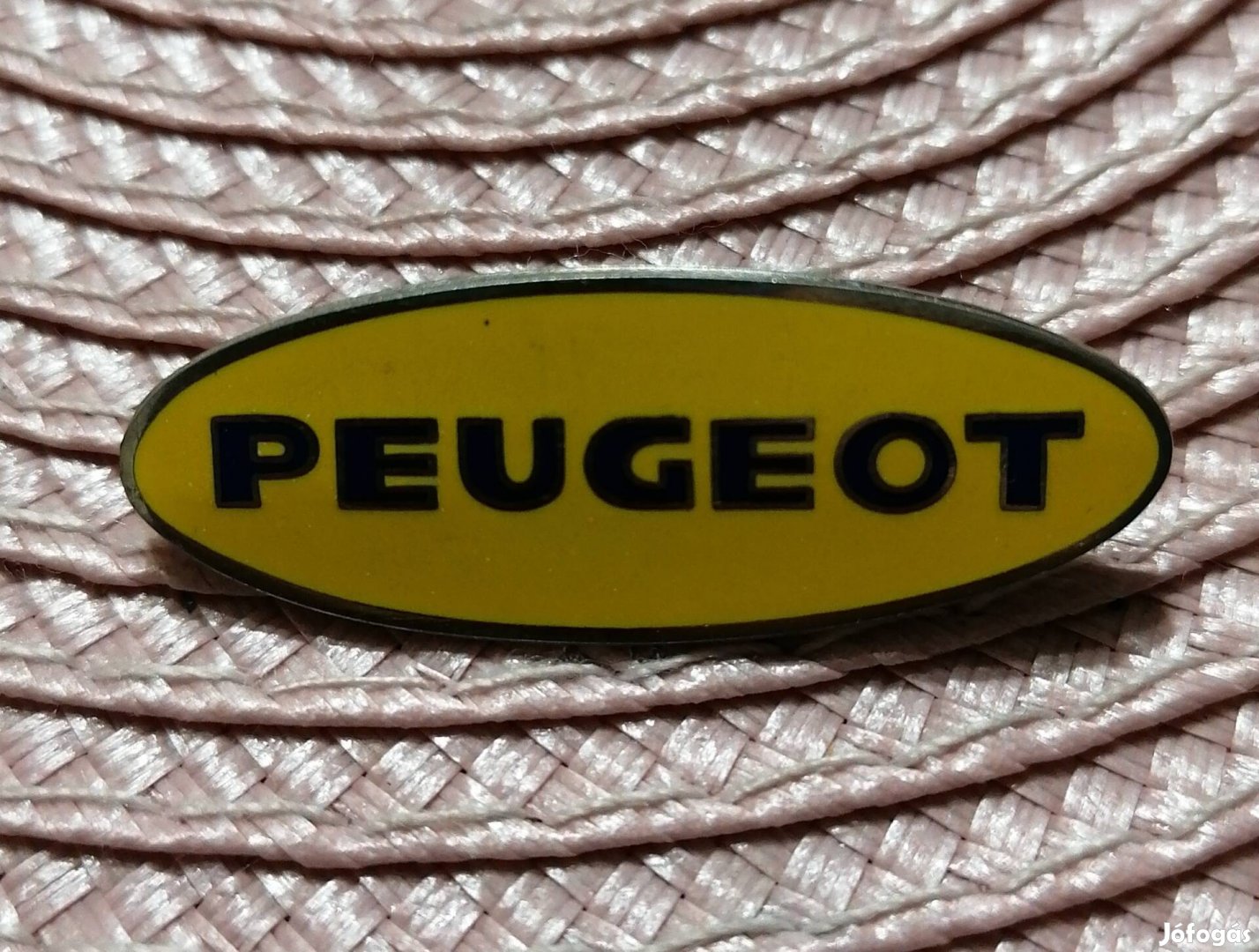 retró Peugeot jelvény