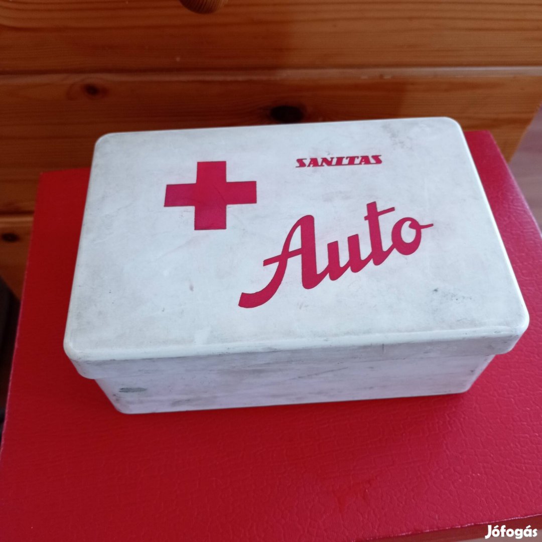 retro autós elsősegély doboz 
