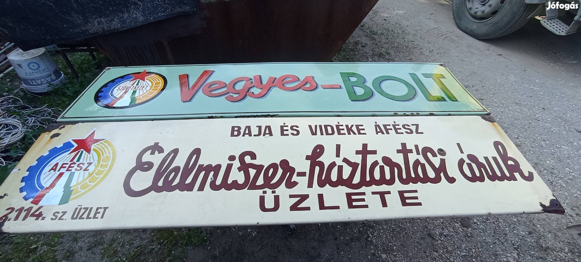 retró táblák 