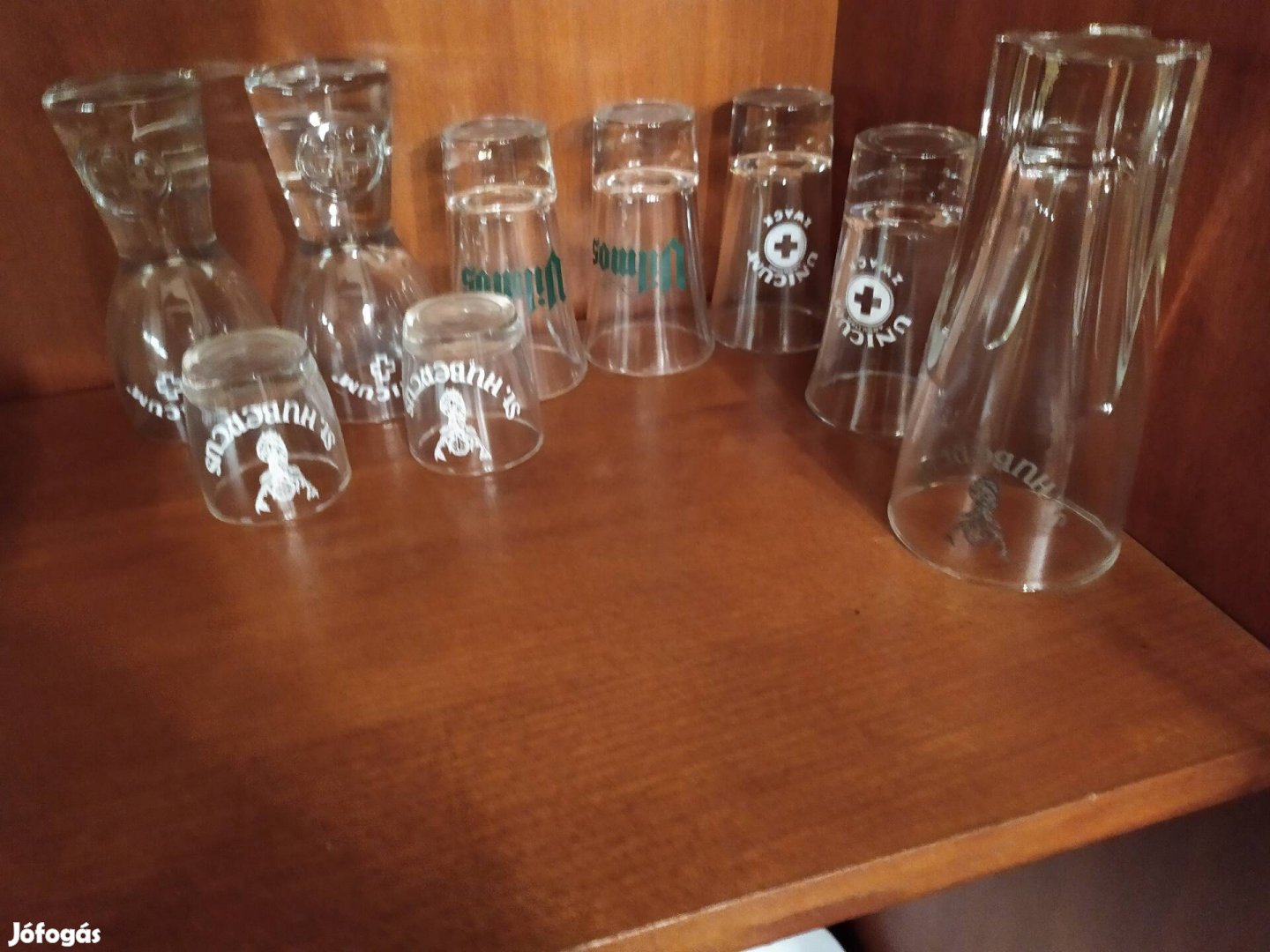 röviditalos poharak