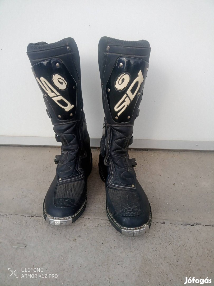 sidi krossz csizma 45-ös 