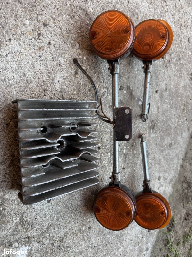 simson alkatrészek eladók