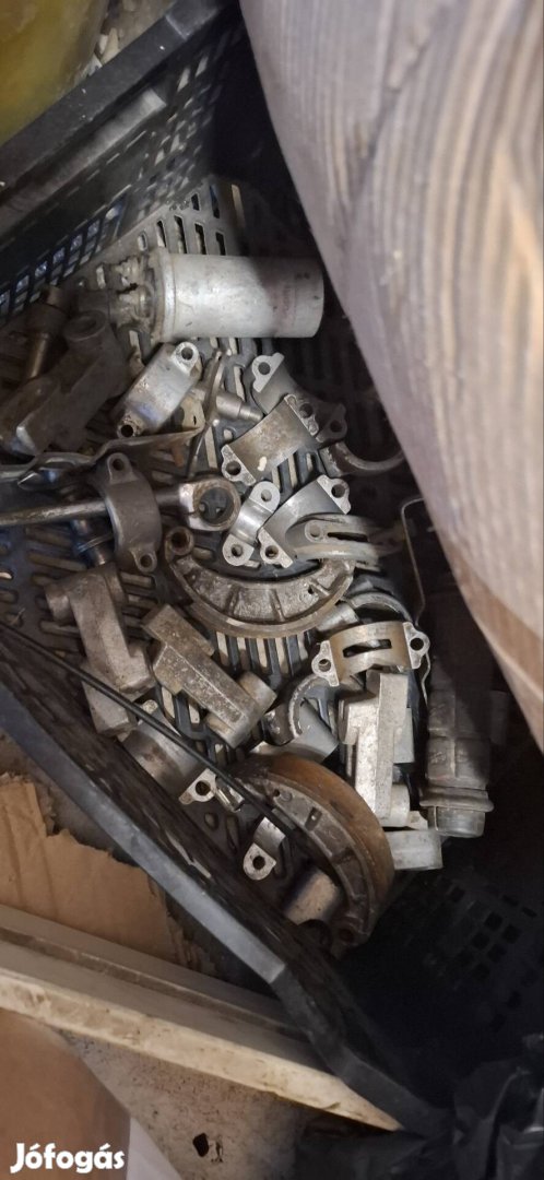 simson motor alkatrész!