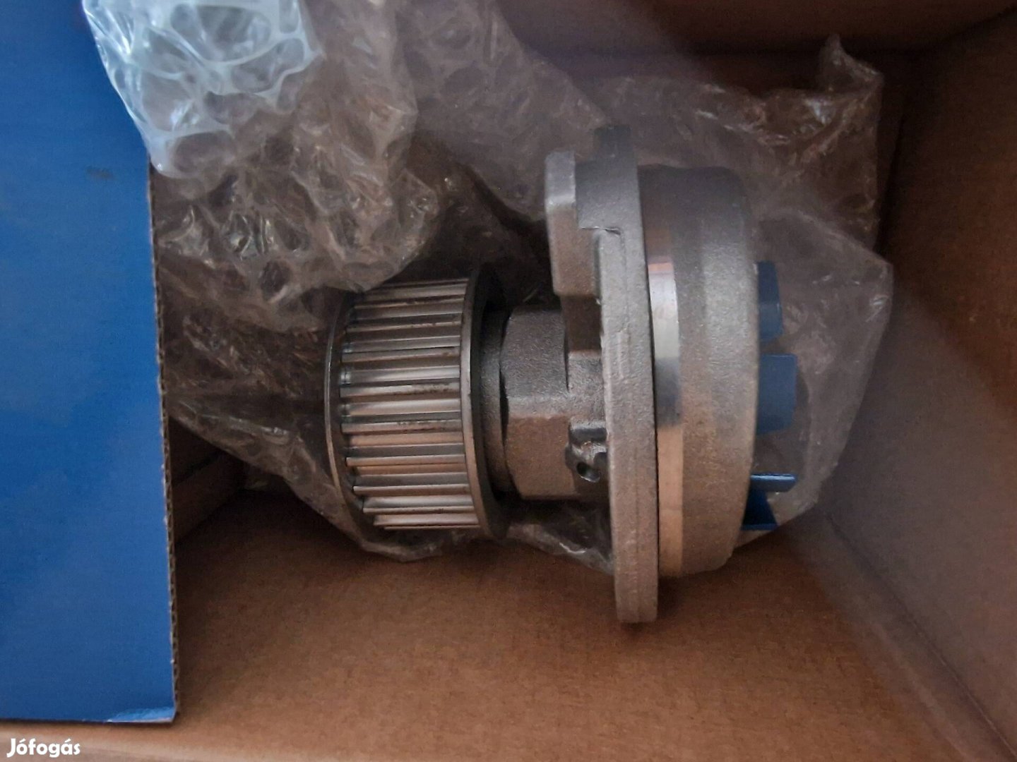 skf vkpc 85611 vízszivattyú Daewoo és Opel 