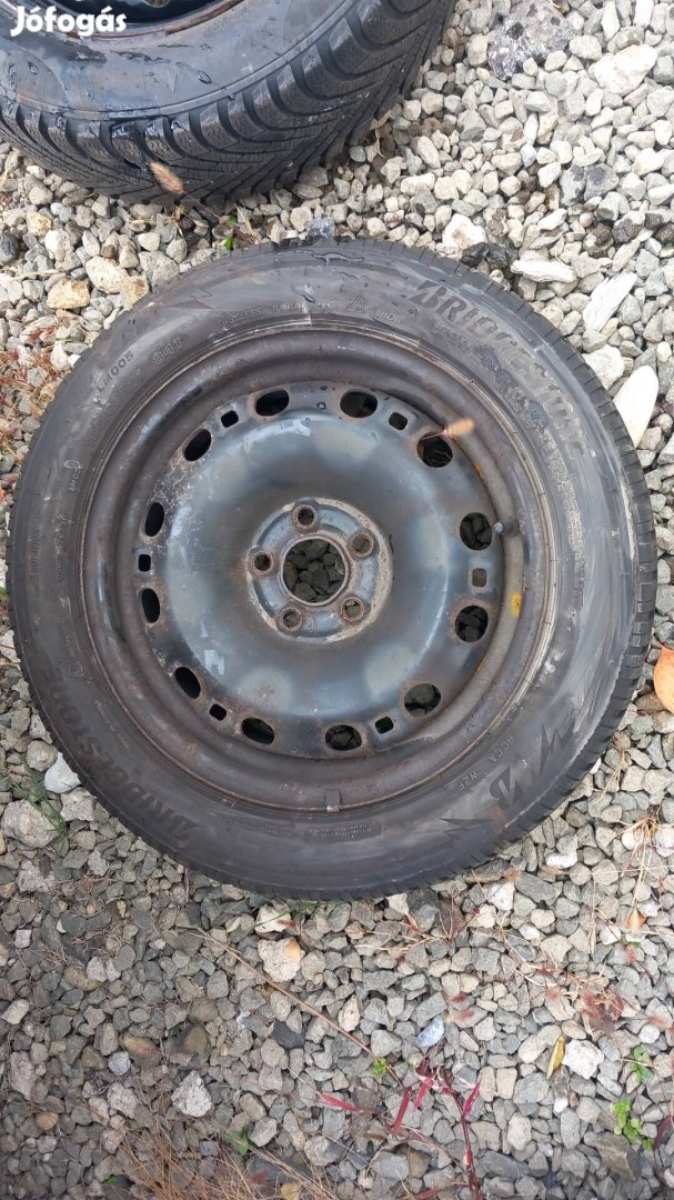 skoda fabia. wv polo 185/60r15