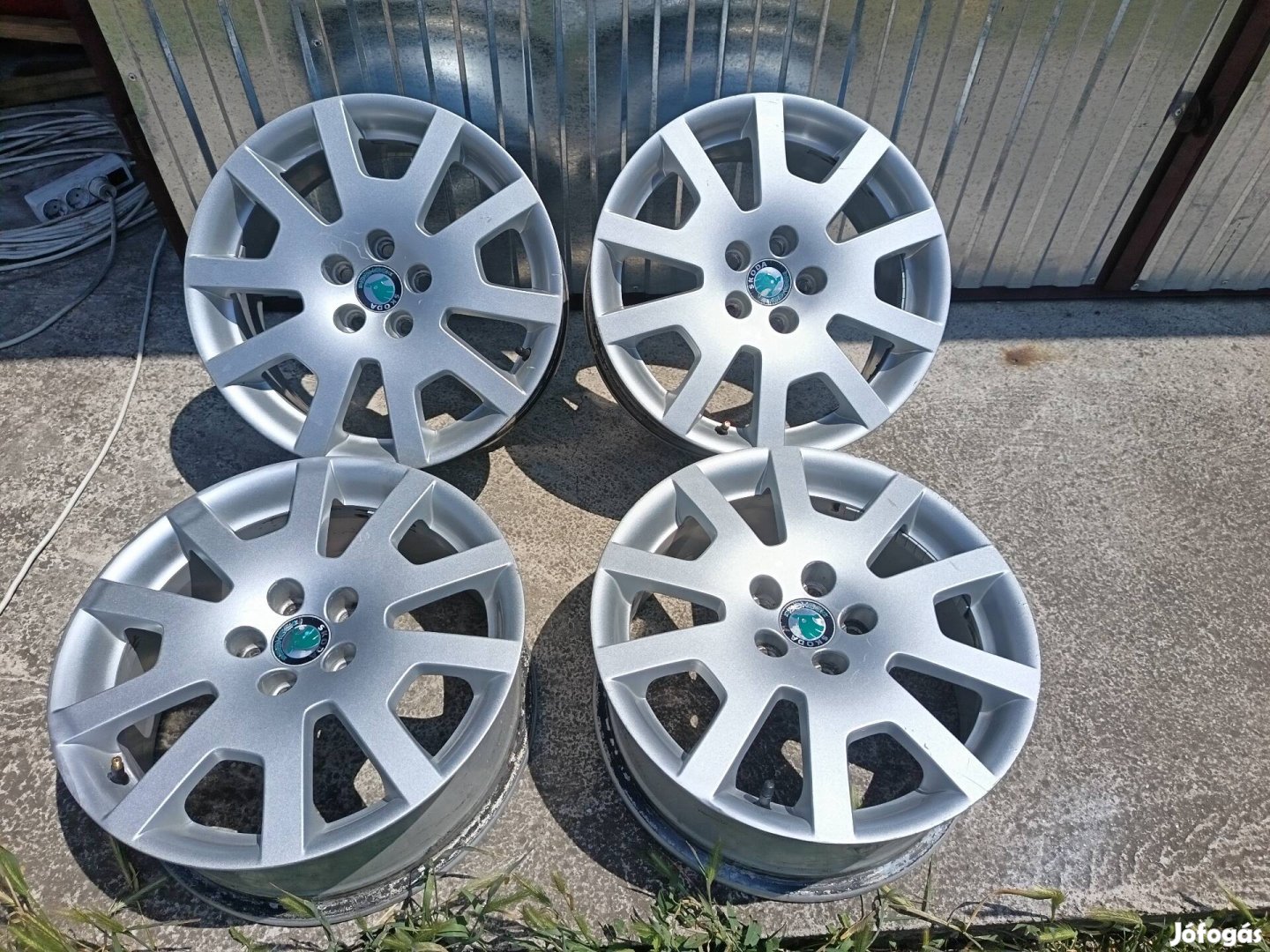 skoda fabia rs 5x100 16 col alufelni szett 