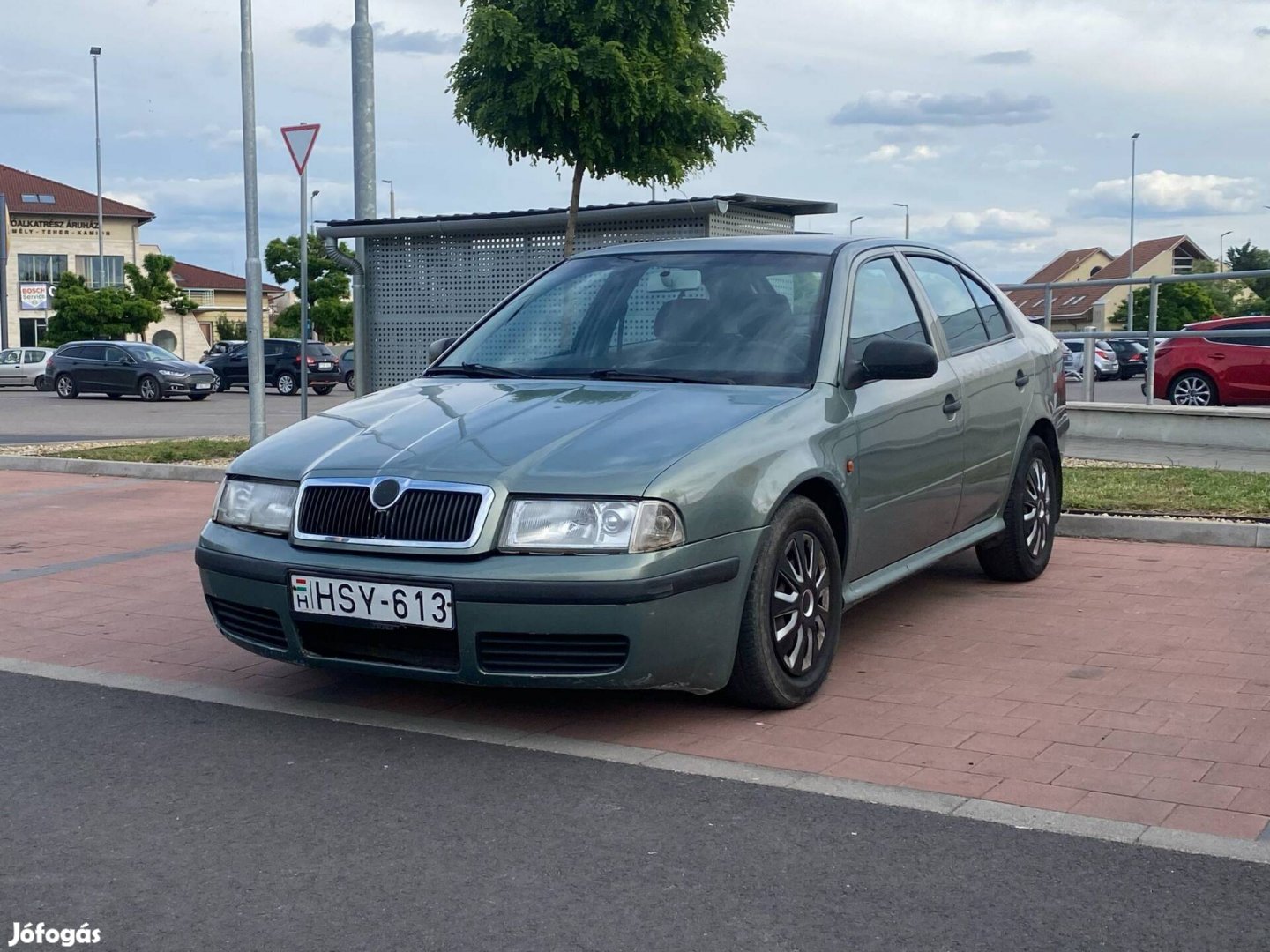 skoda octavia 1.6 benzin 2001 évjárat 