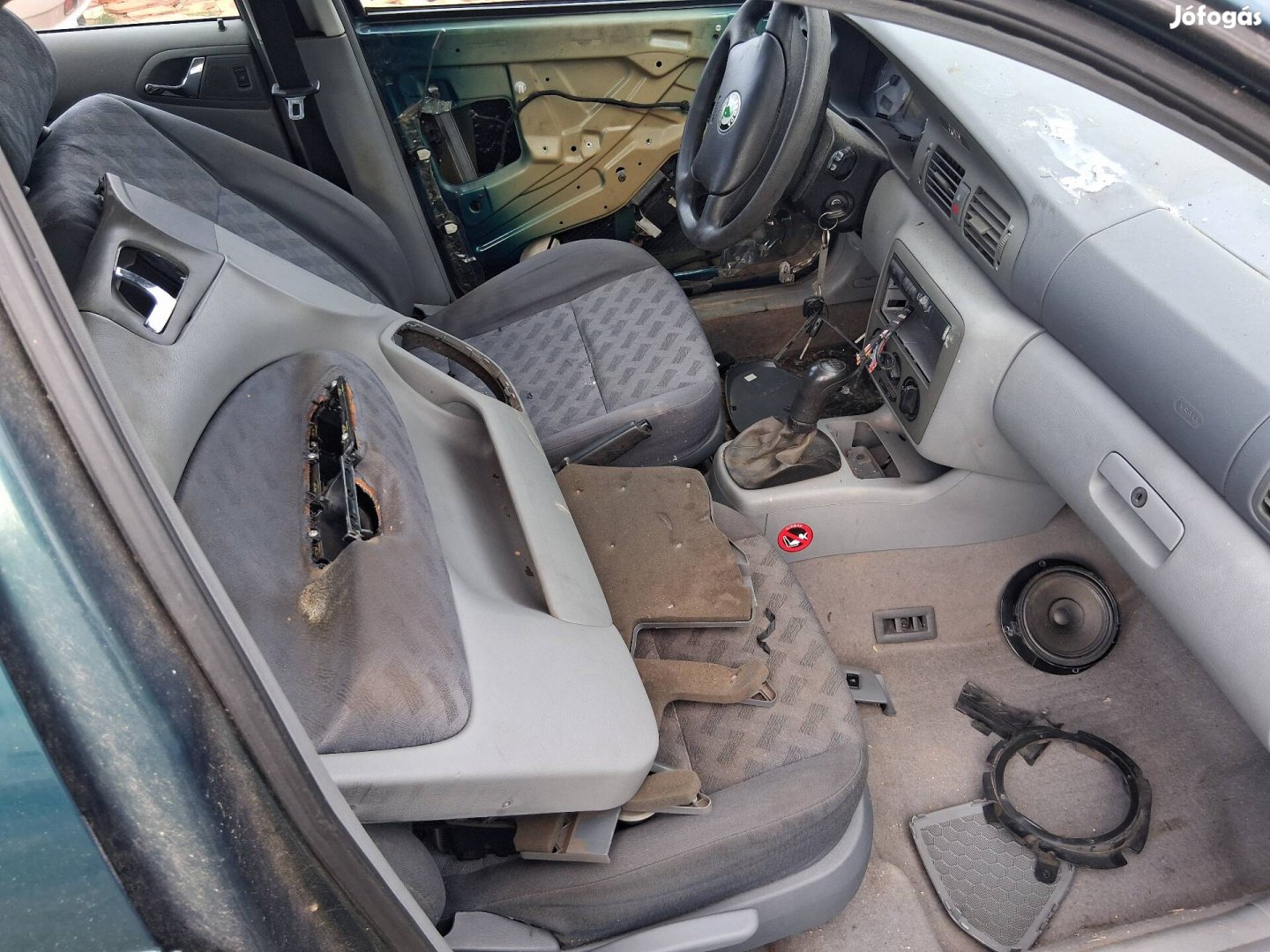 skoda octavia alkatrészei eladoak