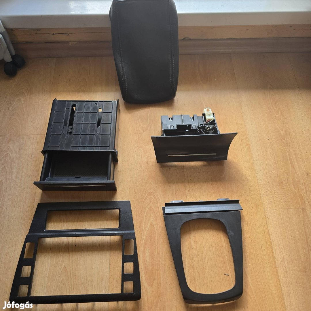 skoda superb 2007 évjárat hoz apróság 