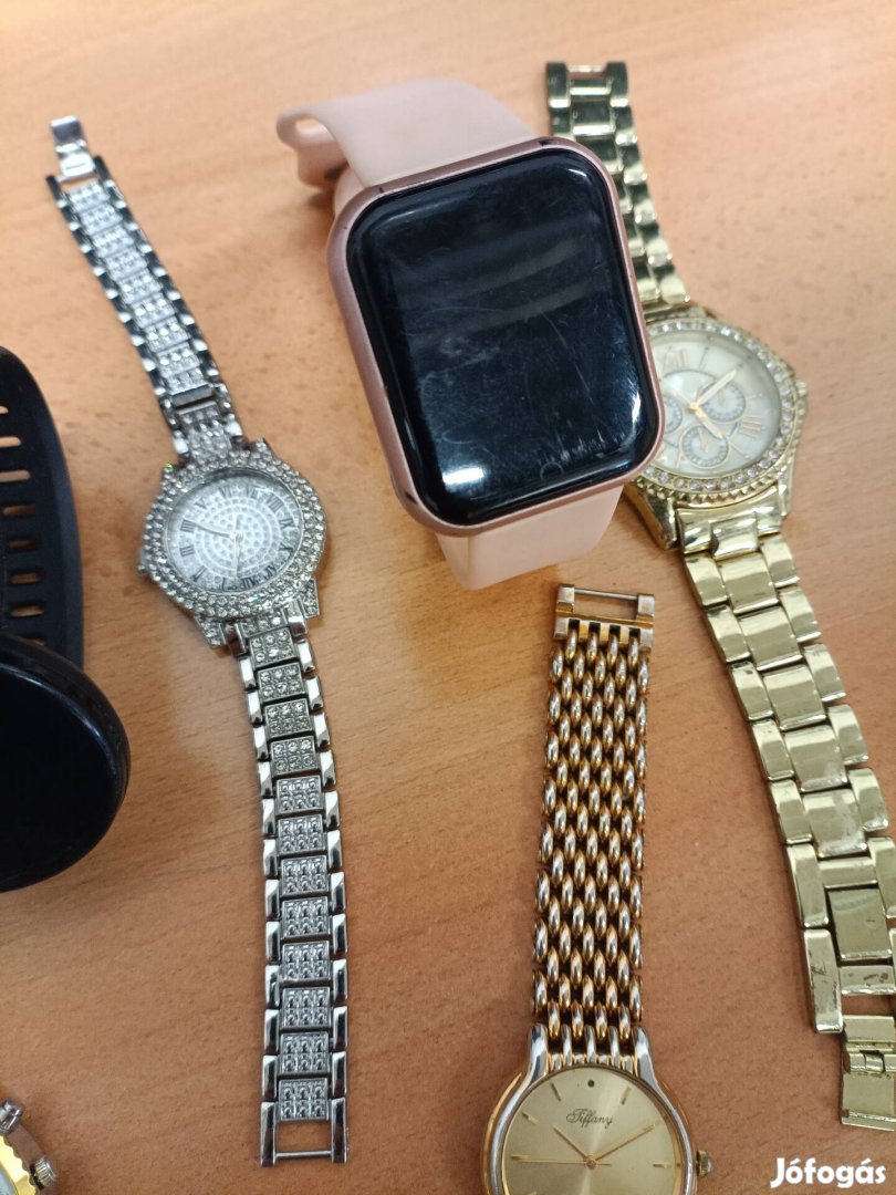 sok óra közte Tiffany sajnos nem müködik