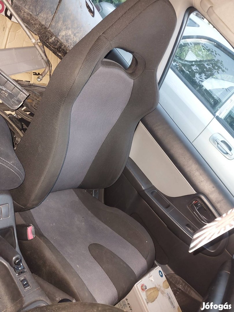 subaru impreza wrx ülés párban 