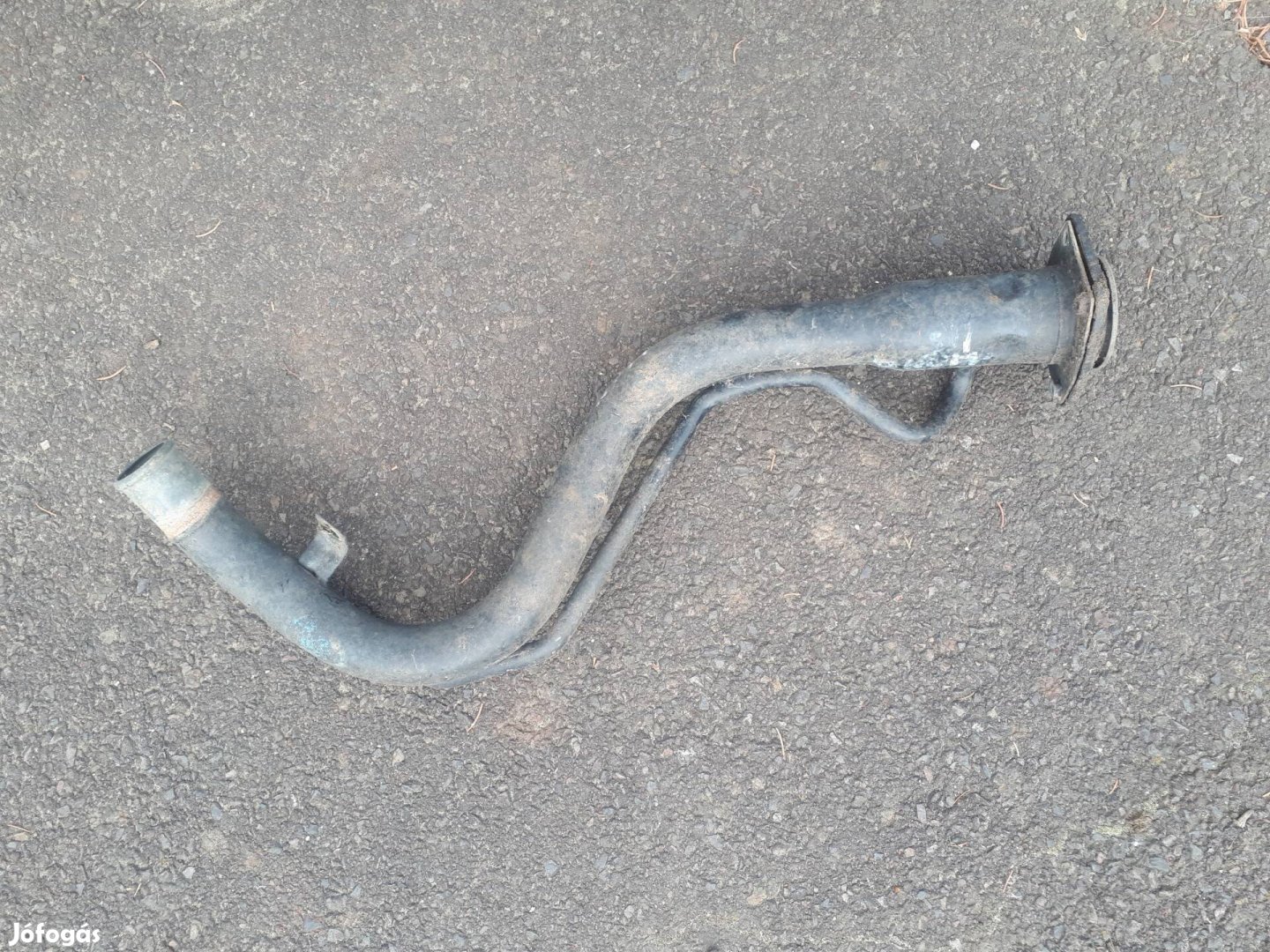 suzuki  liana  2003   sedan tankbeöntő cső 