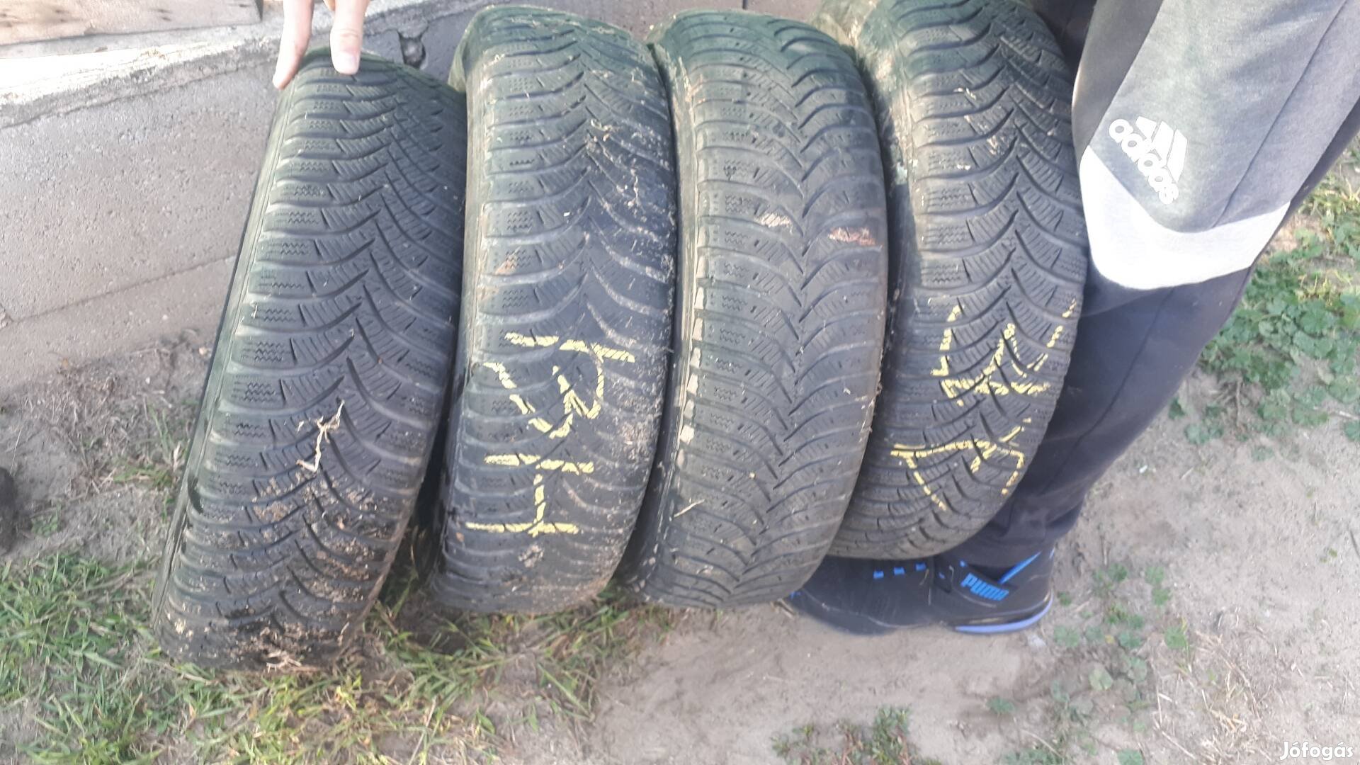 suzuki ignis lemezkerekek téli gumival