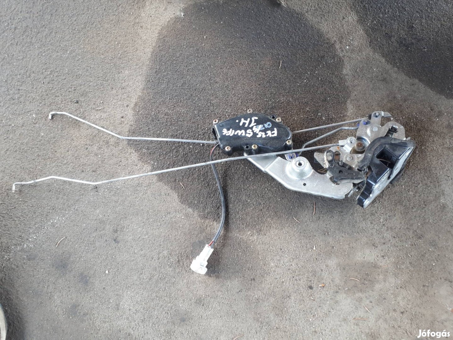 suzuki swift 1998 jobb  hátsó  ajzózár szerkezet 